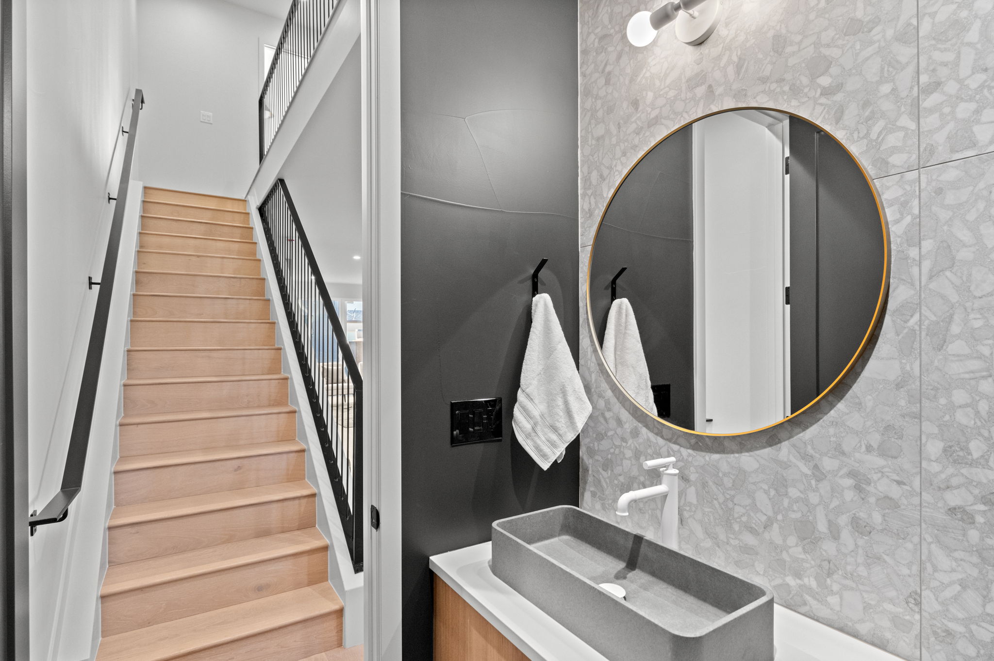Image gallery image